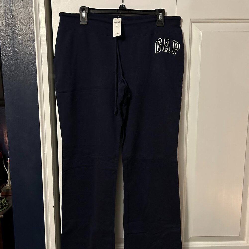Gap Navy Blue Logo Straight Sweatpants WOMENS LARGE (L) **NWT**